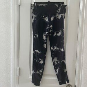 Tie-Dye High-Waisted Leggings L Black & White